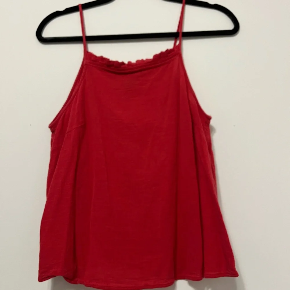 Tank Top Red - Picture 4 of 4